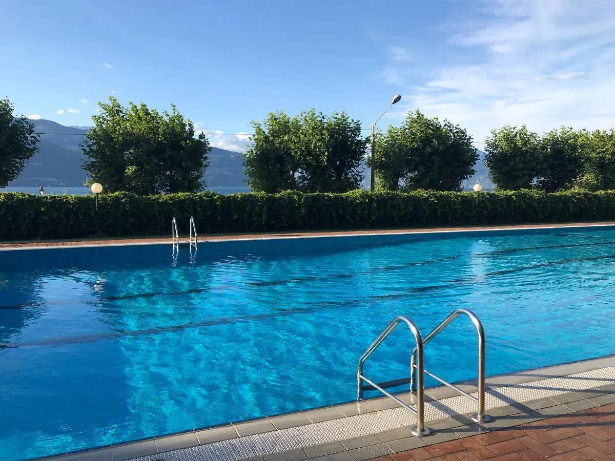 Apartment Casa Anna - Parco Hermitage Porto Valtravaglia Italien